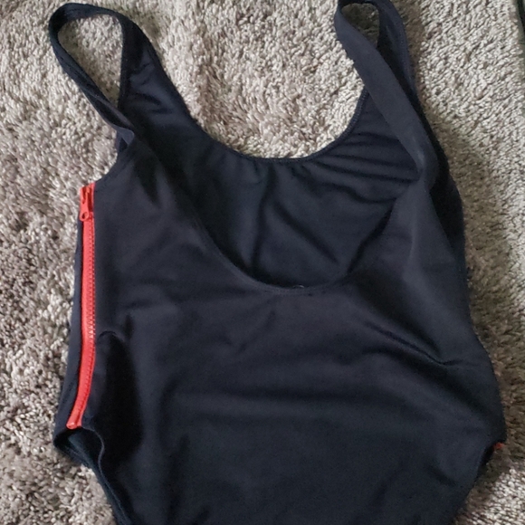 Bathing suit - Picture 3 of 3